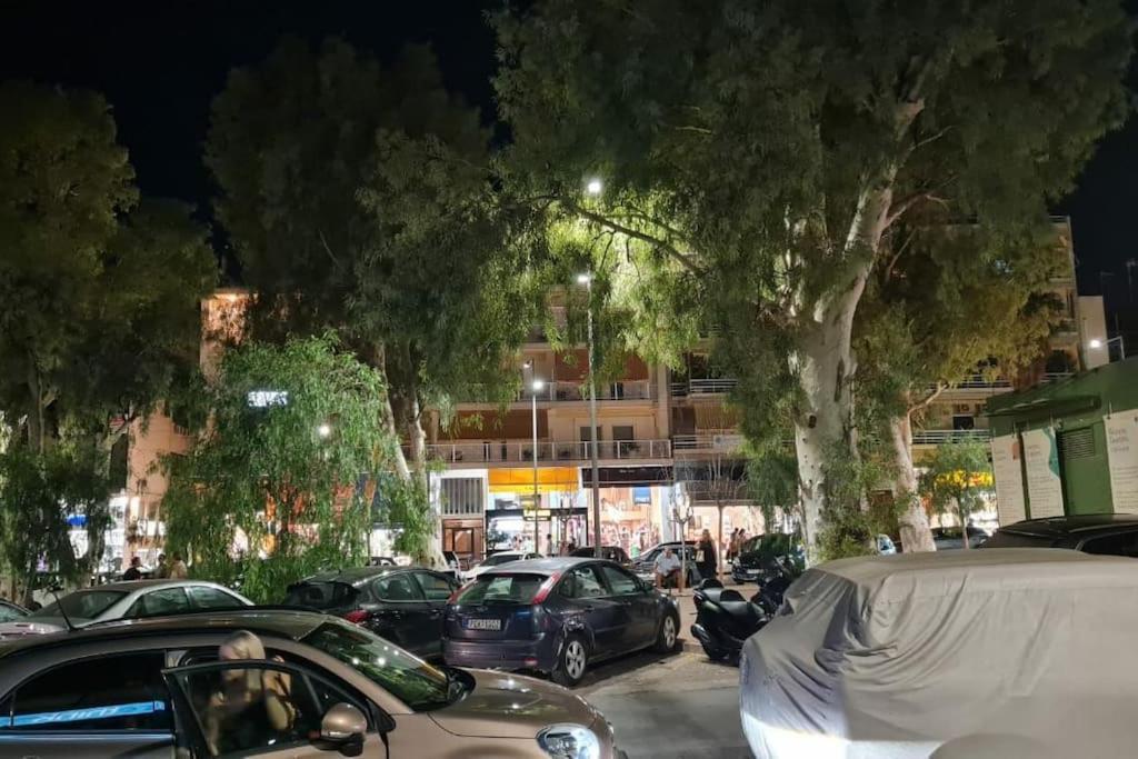 Glyfada Path Of Poets Atenas Exterior foto